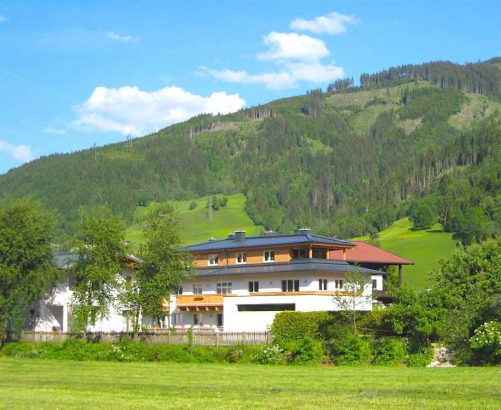 Apartment Riccardo - By Alpen Apartments Kaprun Exterior foto